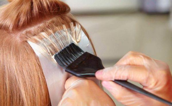 Толкување на сонот за боење руса коса за самохрани жени