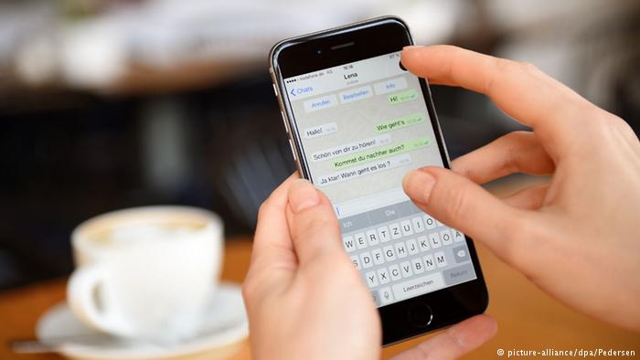 Interpretacja snu o wysyłaniu SMS-ów do osoby na telefon komórkowy dla samotnych kobiet