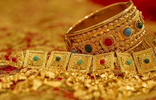 تفسير رؤية خاتم الذهب في المنام للمتزوجة