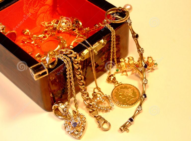 هدية الذهب في المنام للمتزوجه