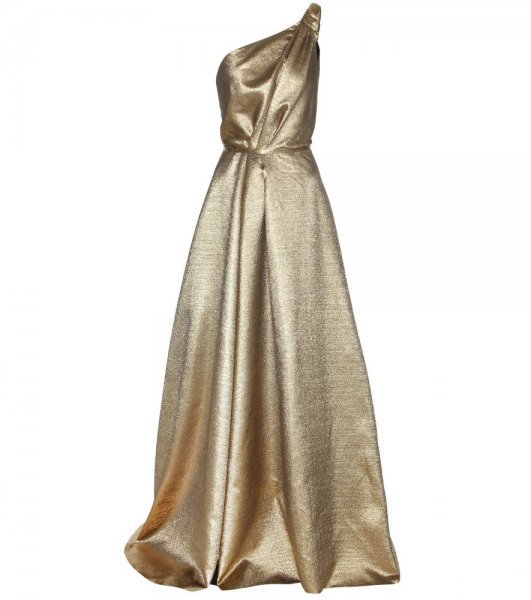 O vestido dourado em um sonho