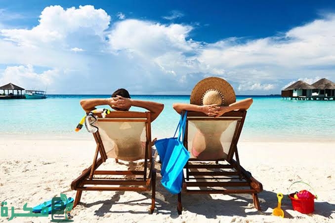 Seduta davanti à u mare