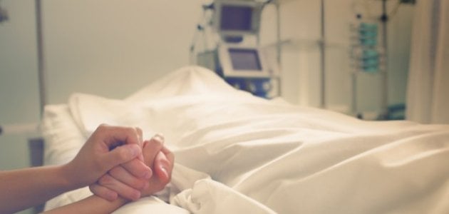 رؤية الكفن في المنام للعزباء