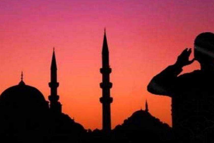 تفسير حلم شخص يؤذن في البيت