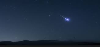 ماذا يعني رؤية الشهب في السماء؟