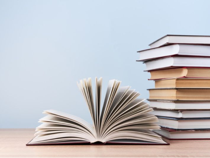 Interpretazione di un sognu nantu à i libri