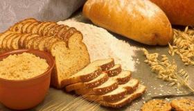 การตีความการทำขนมปังในฝันโดย Ibn Sirin