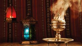 Interpretação de um sonho sobre incenso de oud por Ibn Sirin