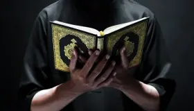 Nagdamgo mahitungod sa Qur'an sa usa ka damgo ug nakakita sa usa ka Qur'an nga tigbasa sa usa ka damgo
