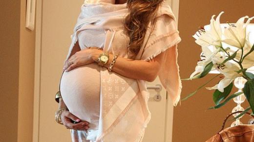 Ո՞րն է Իբն Սիրինի կողմից ամուսնացած կնոջ հղիության մասին երազի մեկնաբանությունը: