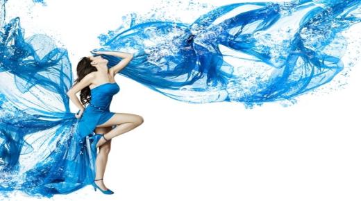 इब्न सिरीनच्या स्वप्नातील निळ्या पोशाखाबद्दलच्या स्वप्नाचा अर्थ काय आहे?