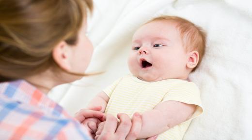 למד את הפרשנות של חלום על תינוק זכר לנשים רווקות
