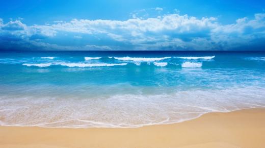 Ερμηνεία της θέασης της παραλίας σε όνειρο από τον Ibn Sirin