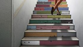 Aprenda sobre a interpretação de ver escadas em um sonho de Ibn Sirin
