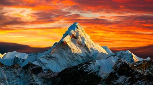 Իմացեք լեռների մասին երազի մեկնաբանությունը Իբն Սիրինի կողմից