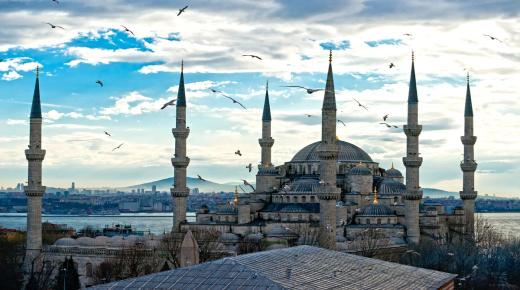 أهم 20 تفسير لرؤية تركيا في المنام لابن سيرين