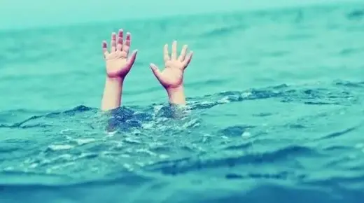 تفسير رؤية ابني يغرق في الماء لابن سيرين والنابلسي