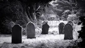 تأويلات ابن سيرين لرؤية زيارة قبر ميت في المنام